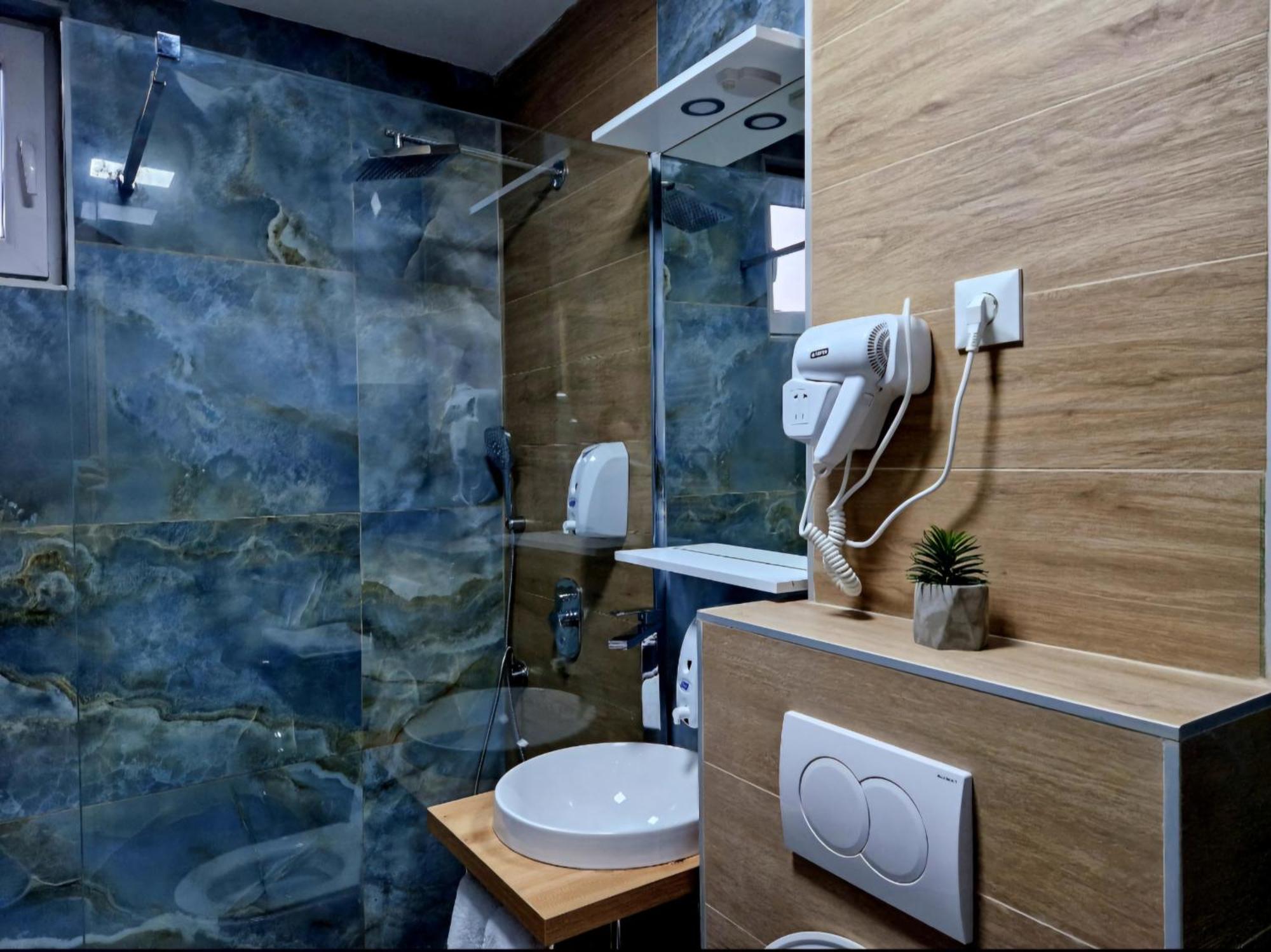 Infinity Apartment & Free Wifi & Free Parking Saraievo Exterior foto