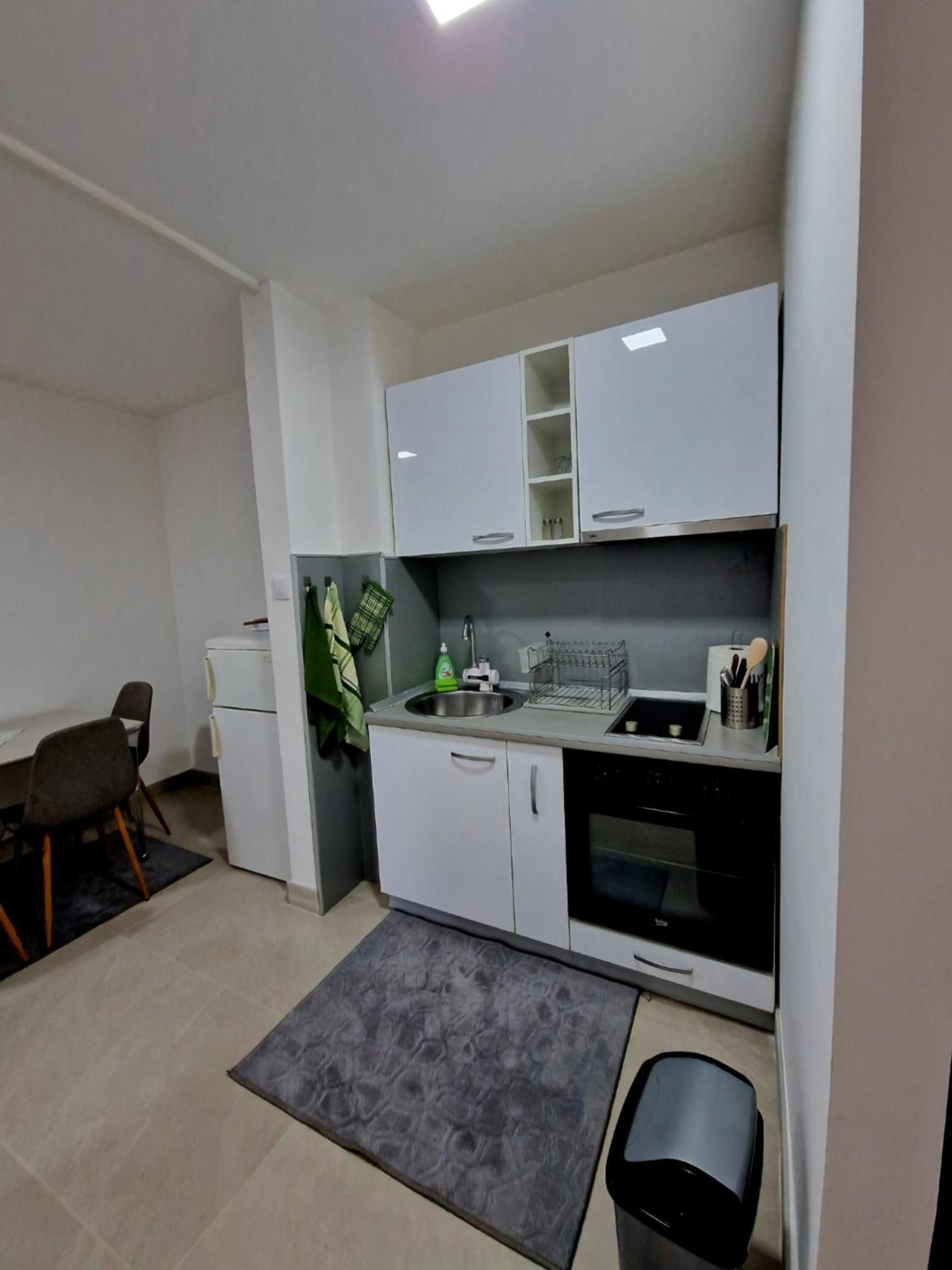 Infinity Apartment & Free Wifi & Free Parking Saraievo Exterior foto
