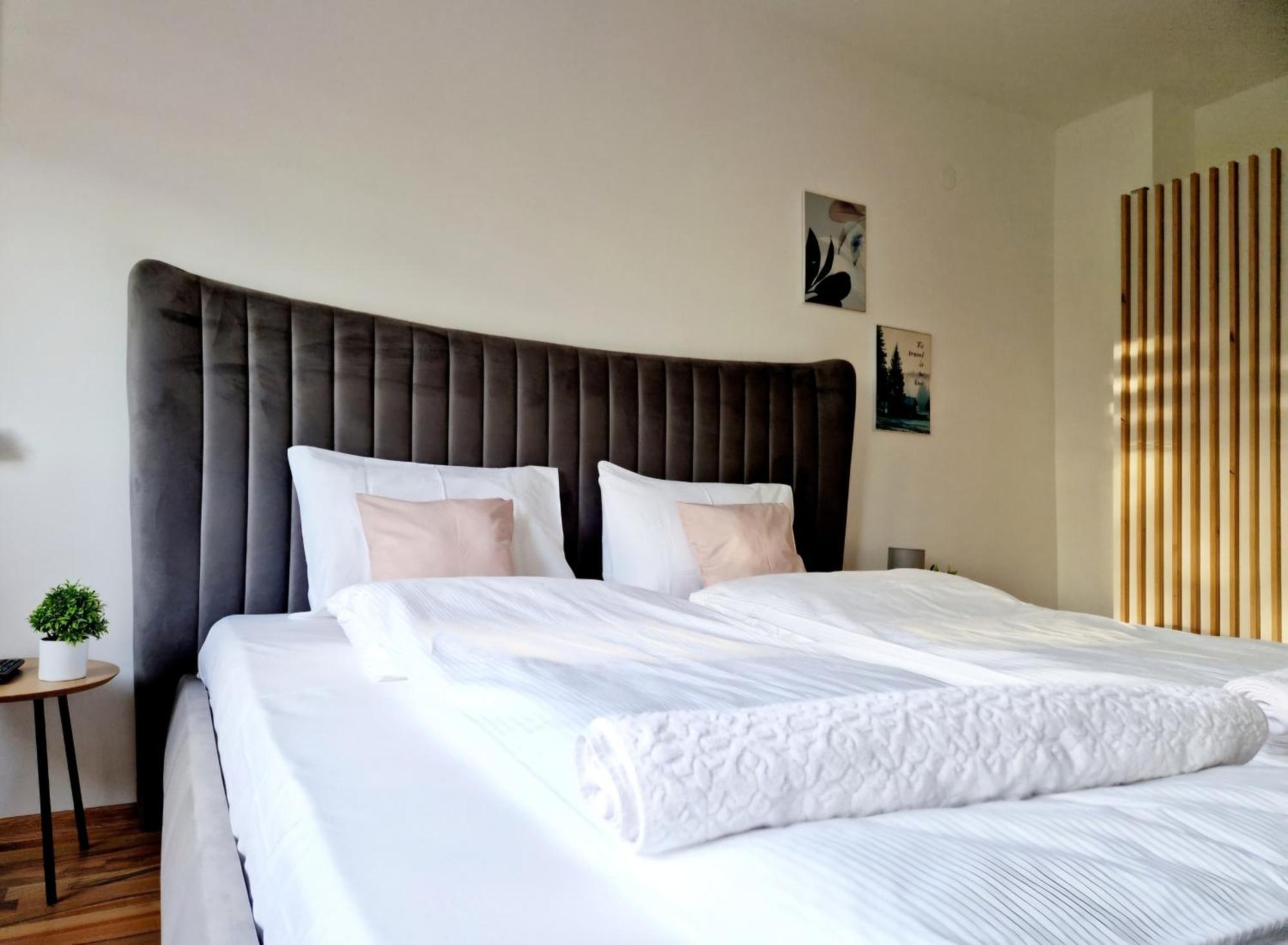 Infinity Apartment & Free Wifi & Free Parking Saraievo Exterior foto